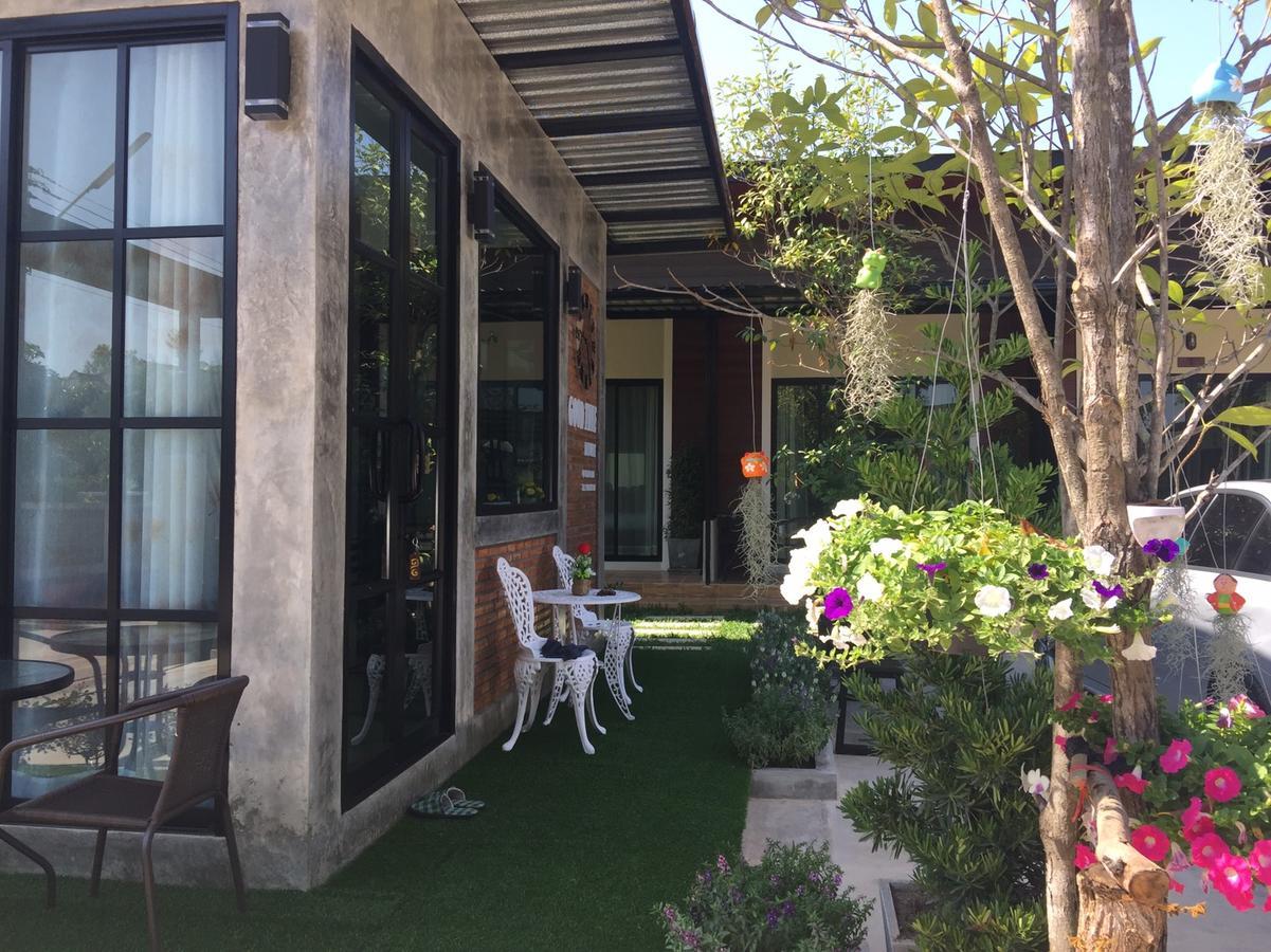Goodtime Resort Chiangrai Chiang Rai Bagian luar foto